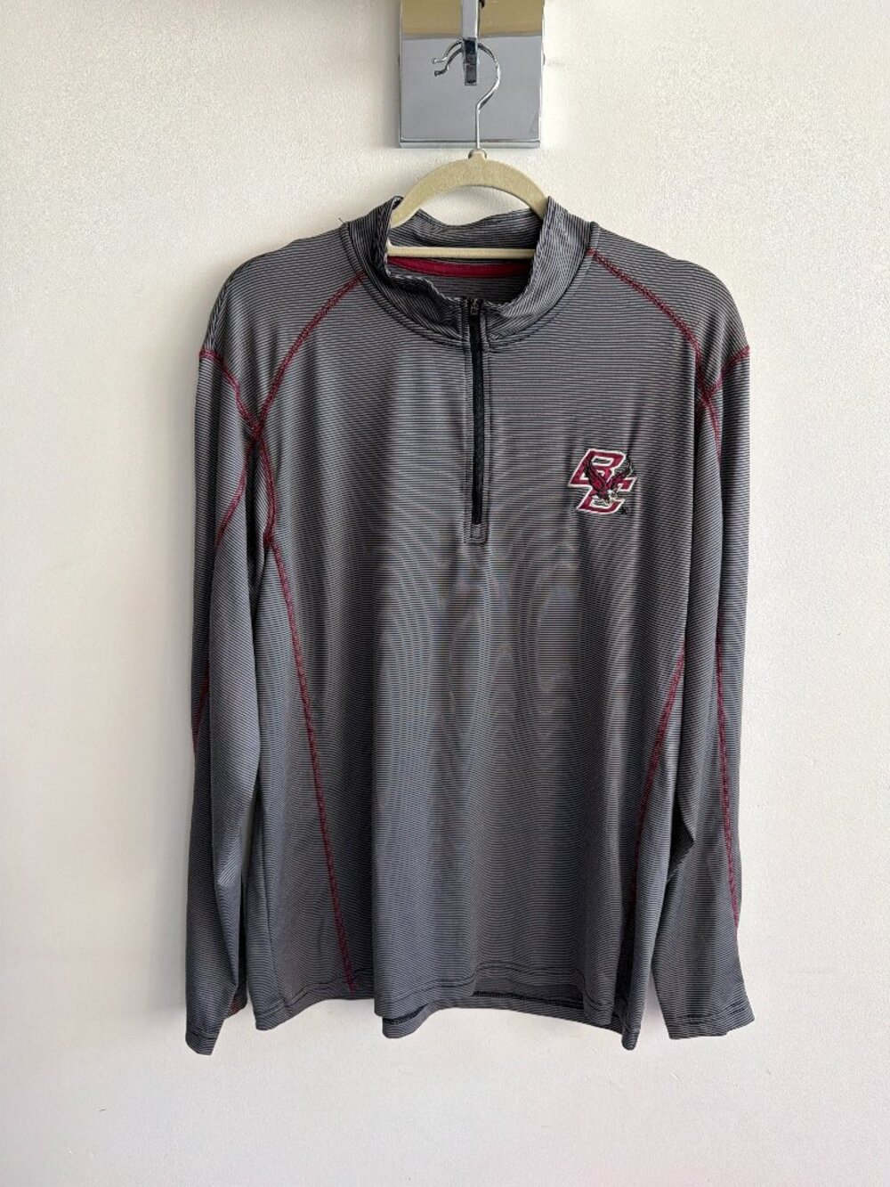 Boston College Men's Medium Long Sleeve Athletic Pullover Quarter Zip Shirt